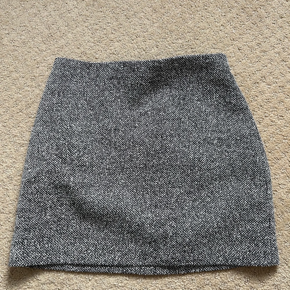 Dress skirt size 4 never worn